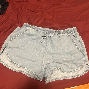 American Eagle - size small - blue jean elastic shorts